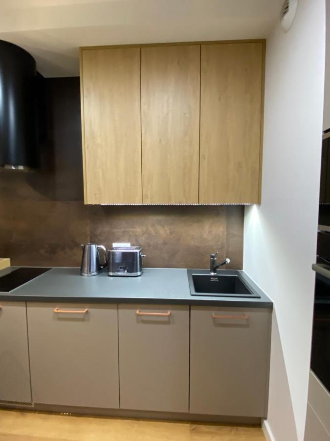 Apartamenty Legnicka Wroclaw Centrum Bagian luar foto