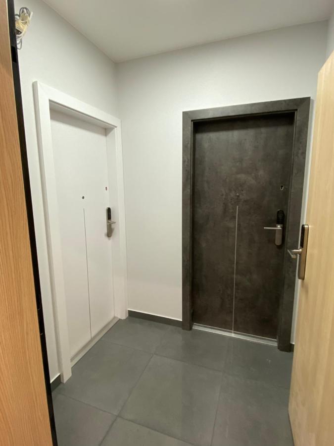 Apartamenty Legnicka Wroclaw Centrum Bagian luar foto