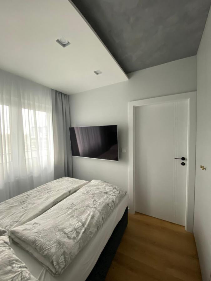 Apartamenty Legnicka Wroclaw Centrum Bagian luar foto