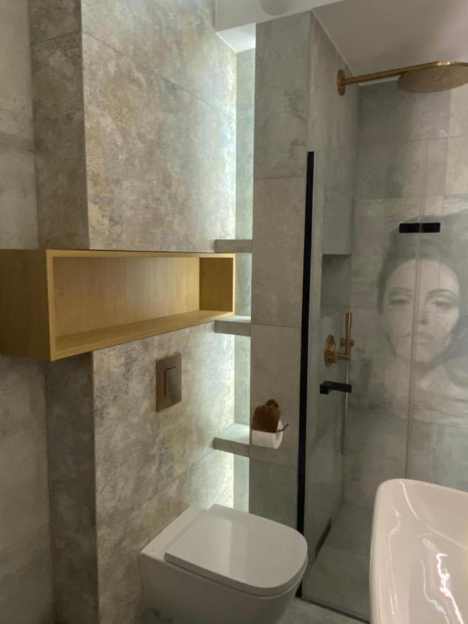 Apartamenty Legnicka Wroclaw Centrum Bagian luar foto
