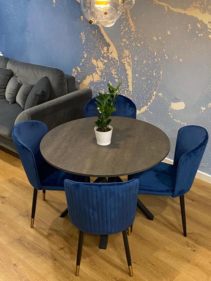 Apartamenty Legnicka Wroclaw Centrum Bagian luar foto